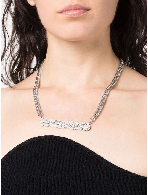 VETEMENTS gothic logo-plaque curb chain necklace