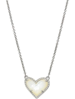 Ari Heart Short Pendant Necklace