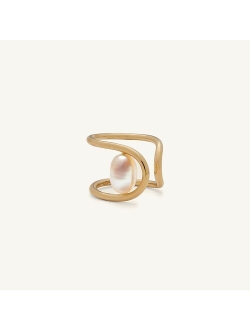 Lady Grey pearl swerve ring