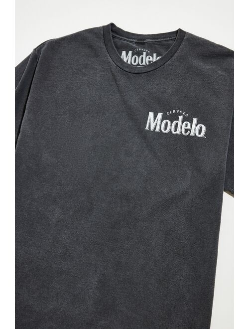 Modelo Cerveza Pigment Dye Tee