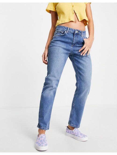 Miss Selfridge low rise straight leg jeans in mid blue wash