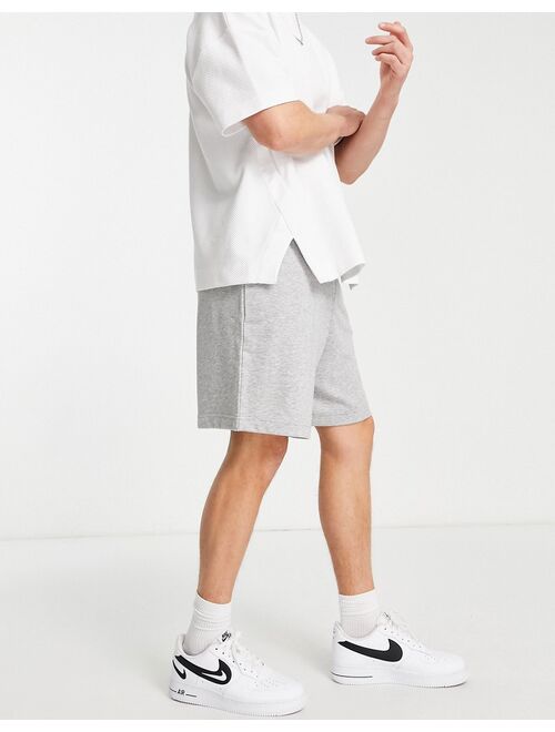 New Look oversized jersey shorts in gray