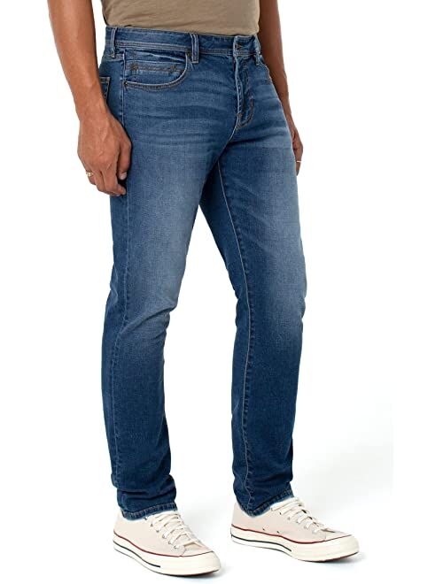 Liverpool Regent Relaxed Straight Jeans in Pembroke