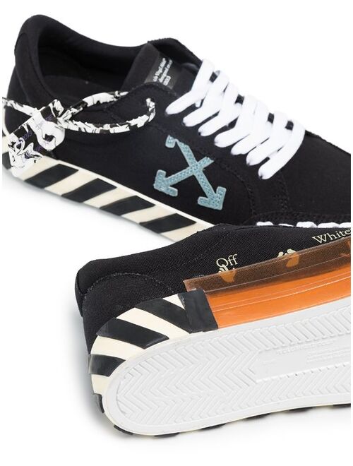 Off-White Vulcanized low-top sneakers