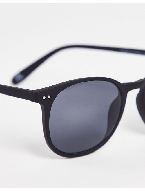 ASOS DESIGN retro square sunglasses in matte black plastic with smoke lens - BLACK