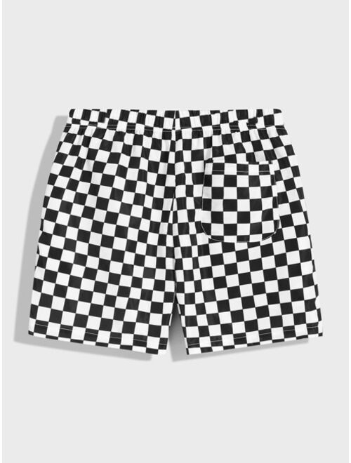 SHEIN Men Slant Pocket Checked Shorts