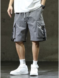 Men Flap Pocket Tape Detail Shorts