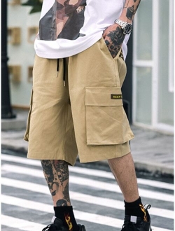 Men Letter Patched Flap Pocket Shorts