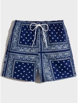 Men Drawstring Waist Paisley Print Shorts