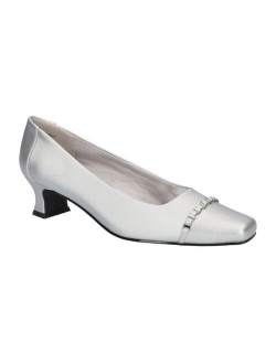 Easy Street Orbit Women's Pumps