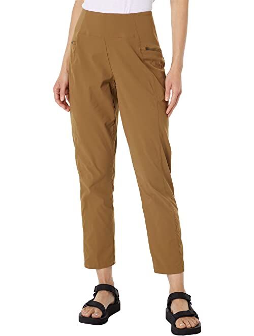 Mountain Hardwear Dynama High-Rise Pants