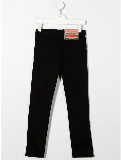 Diesel Kids logo-patch tapered-leg jeans