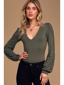 Basics Kaylene Blush V-Neck Balloon Sleeve Bodysuit