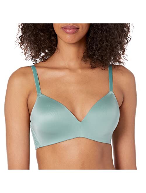 b.tempt'd by Wacoal Women's Future Foundation With Lace Wirefree Bra 952253