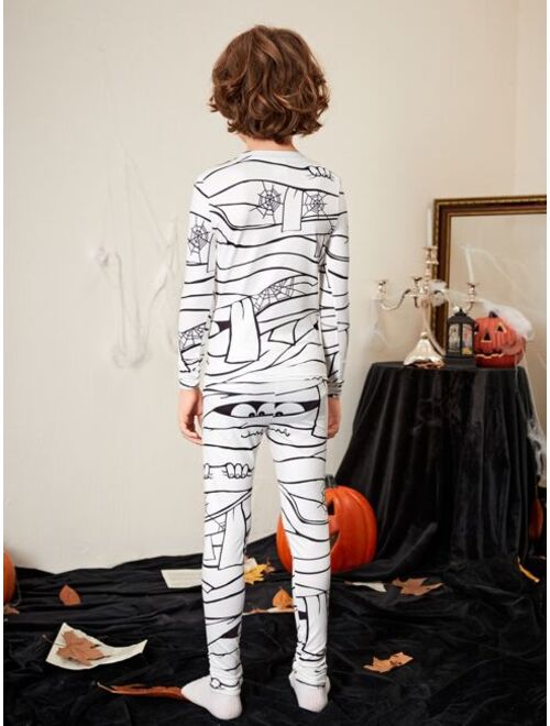 SHEIN Boys Spider Web & Figure Graphic PJ Set