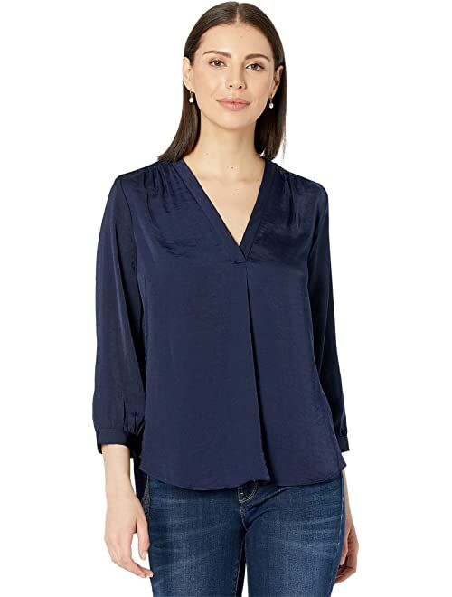 Vince Camuto 3/4 Sleeve V-Neck Rumple Blouse