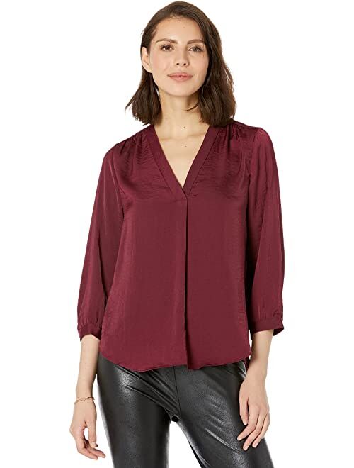 Vince Camuto 3/4 Sleeve V-Neck Rumple Blouse