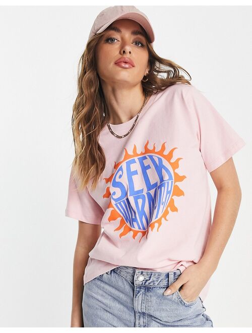 Damson Madder seek warmth t-shirt in pink