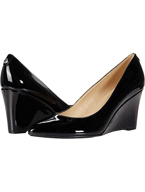 NINE WEST Women's Cal9x9 Pump