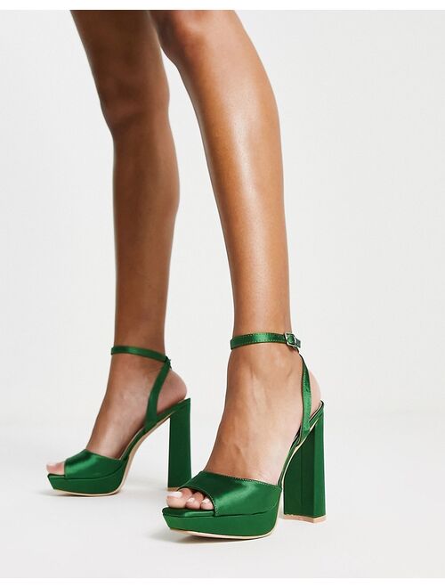 Be Mine Vanyaa platform heeled shoes in emerald