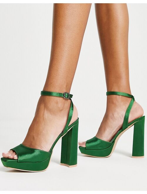 Be Mine Vanyaa platform heeled shoes in emerald