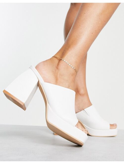 Glamorous platform heel mule sandals in white