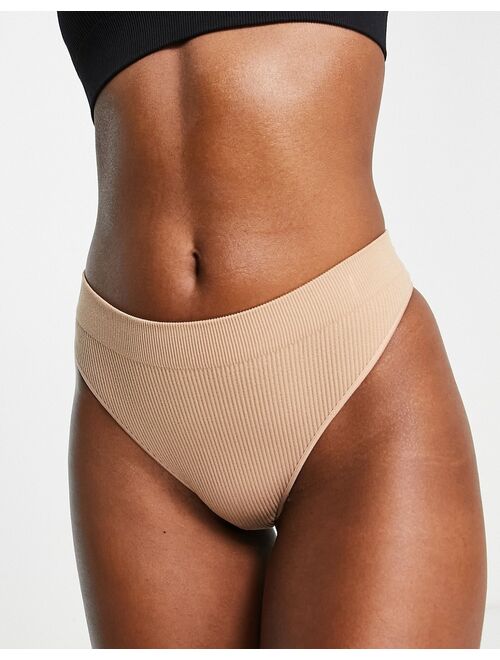 New Look ribbed seamless thong in tan