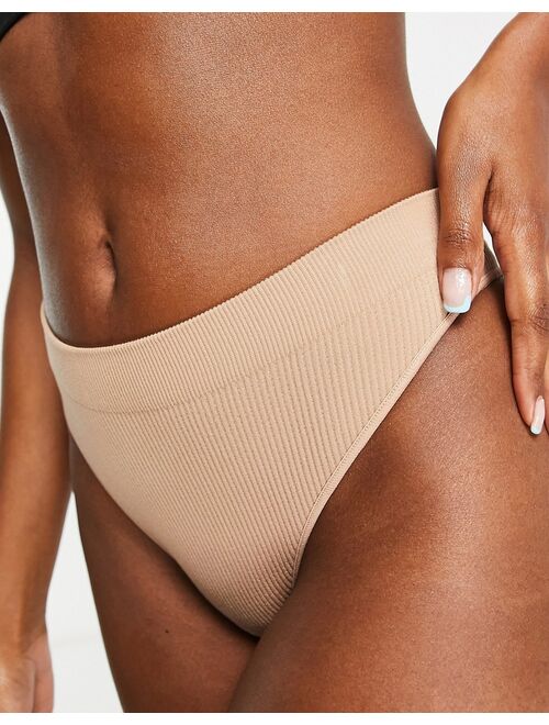 New Look ribbed seamless thong in tan