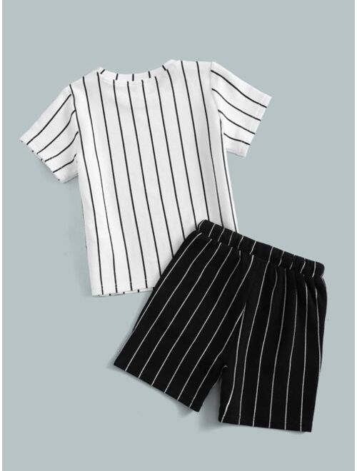 SHEIN Toddler Boys Letter Striped Pattern Tee Drawstring Waist Shorts