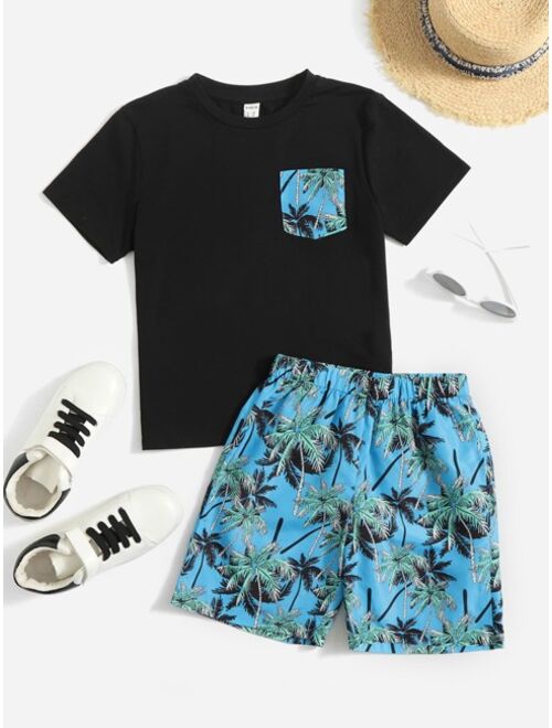 SHEIN Boys Contrast Pocket Tee Coconut Tree Print Shorts