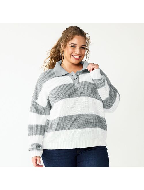 Juniors' Plus Size SO Collared Varsity Henley Pullover