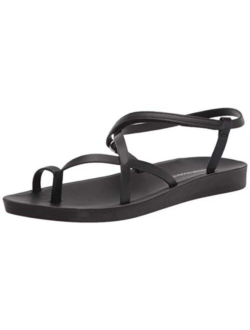 Amazon Essentials Women's Strappy Footbed Sandal