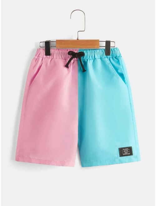 SHEIN Boys Two Tone Letter Patched Detail Drawstring Waist Shorts