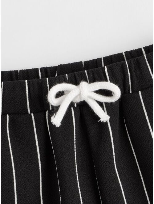 SHEIN Boys Patch Detail Striped Shorts