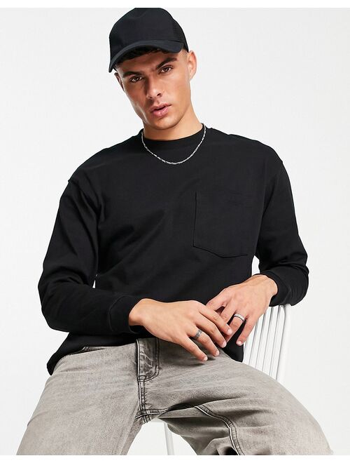 Pull&Bear long sleeve pocket t-shirt in black