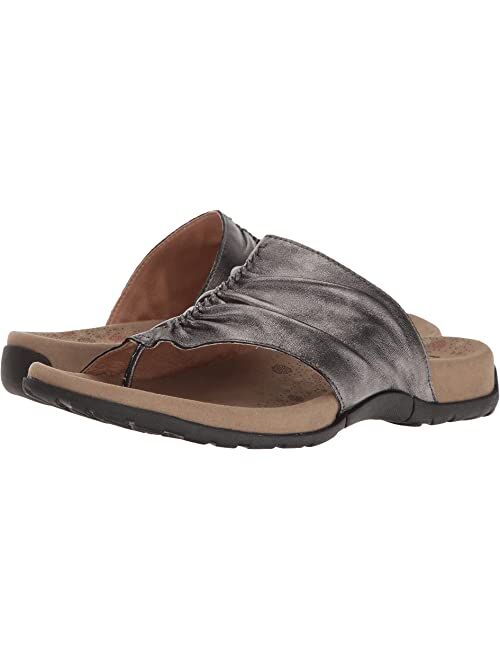 Taos Footwear Women's Gift 2 Sandal