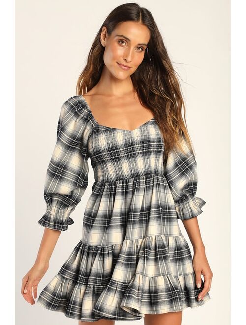 Lulus No One Cuter Navy and White Plaid Puff Sleeve Tiered Mini Dress