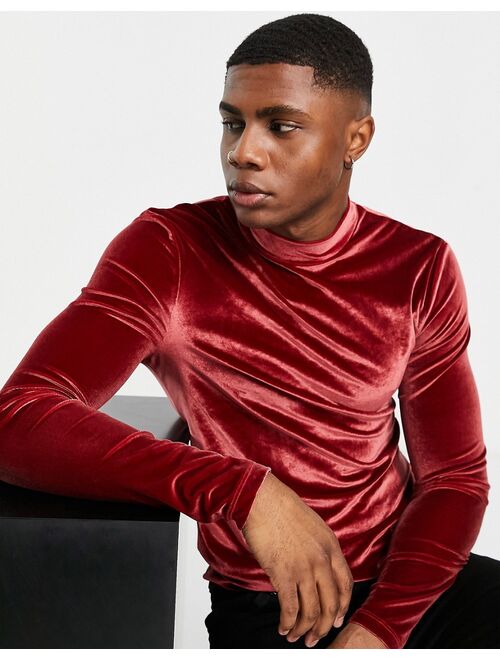 ASOS DESIGN muscle long sleeve t-shirt in burgundy velour with turtle neck