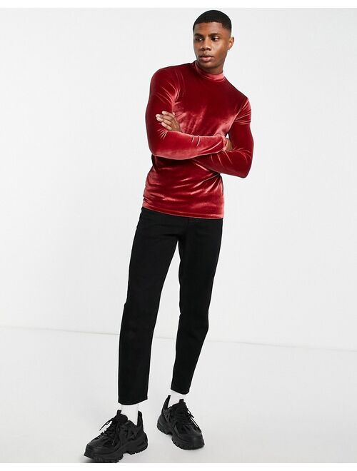 ASOS DESIGN muscle long sleeve t-shirt in burgundy velour with turtle neck