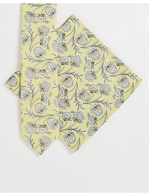 Gianni Feraud pocket square and tie set in yellow floral