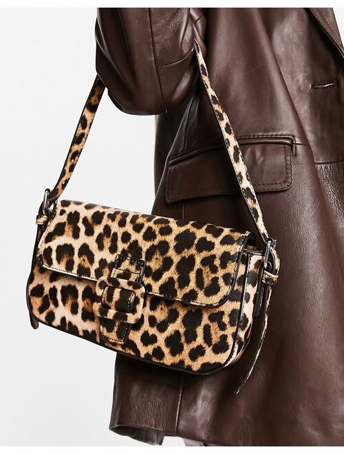 Glamorous buckle shoulder bag in leopard print