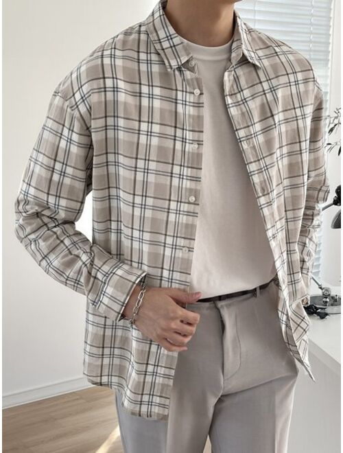 DAZY Men Plaid Print Drop Shoulder Shirt