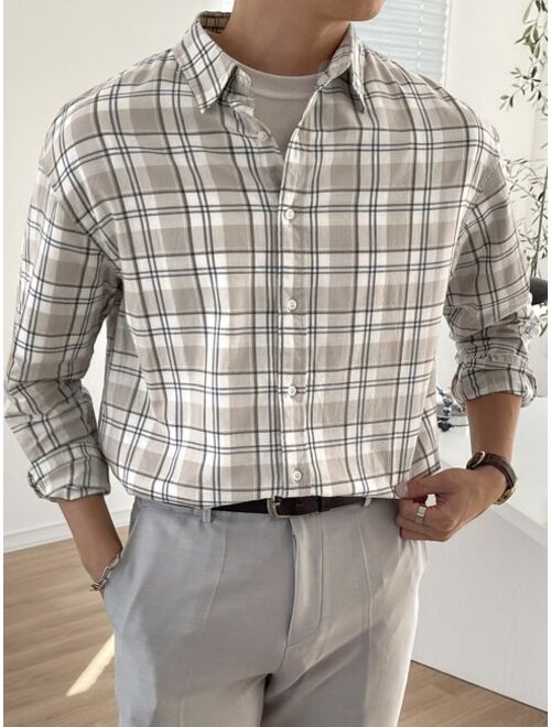 DAZY Men Plaid Print Drop Shoulder Shirt