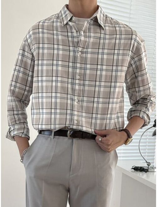 DAZY Men Plaid Print Drop Shoulder Shirt