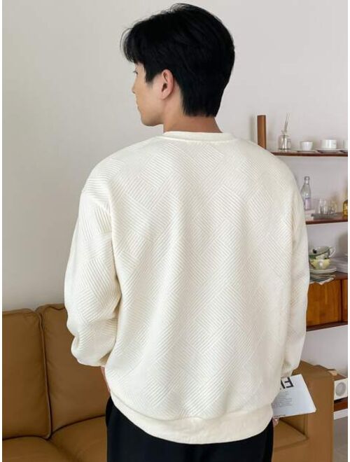 DAZY Men Solid Drop Shoulder Sweatshirt