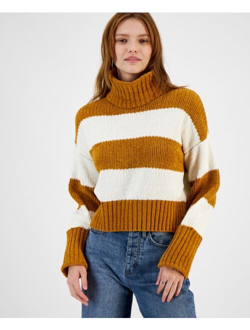 HIPPIE ROSE Juniors' Striped Turtleneck Sweater