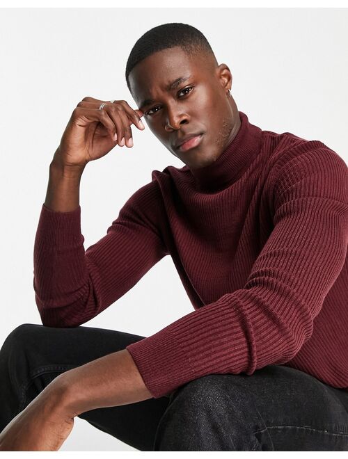 New Look muscle fit roll neck sweater in burgundy