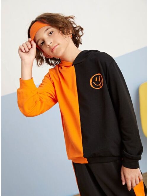 SHEIN Boys Two Tone Cartoon Graphic Drop Shoulder Hoodie