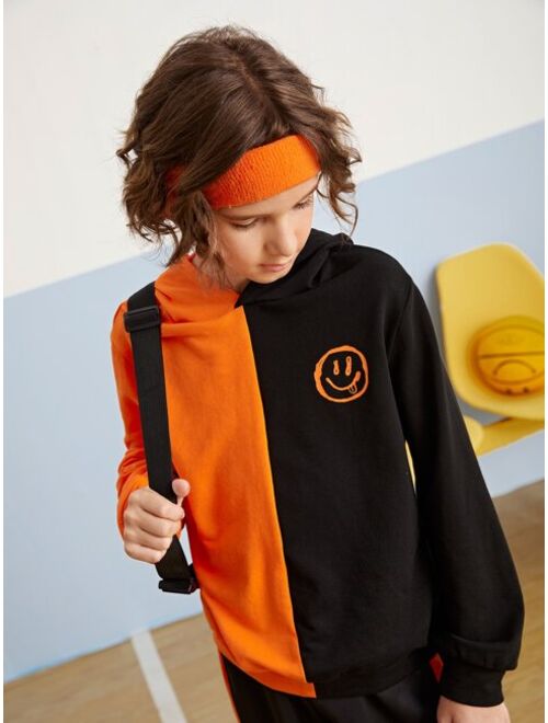 SHEIN Boys Two Tone Cartoon Graphic Drop Shoulder Hoodie