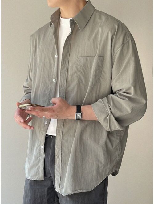 DAZY Men Patched Pocket Drop Shoulder Shirt